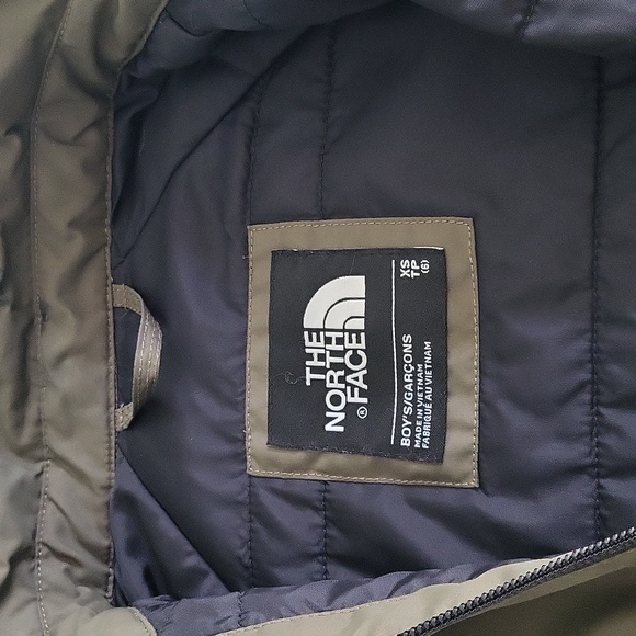 Boy's North Face jacket - Picture 4 of 4